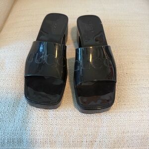 Gucci Rubber Heel Sandals. Worn twice. With Box and Bag.